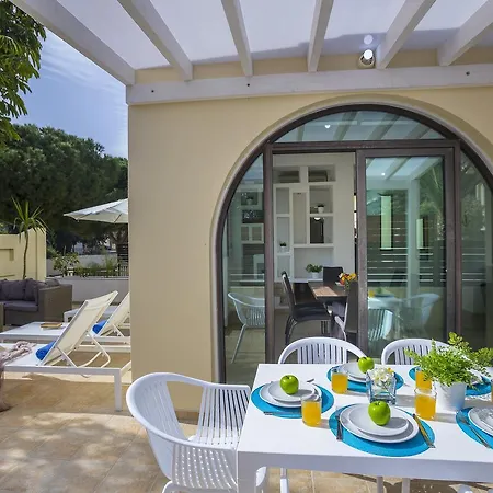 Mylos 8 Villa *