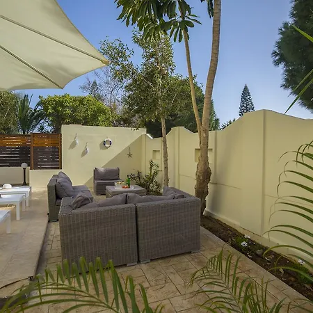 Villa Mylos 8 *